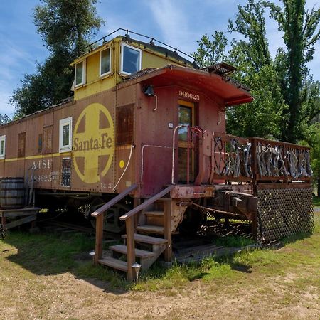 Little Red Caboose Villa Oakhurst Luaran gambar