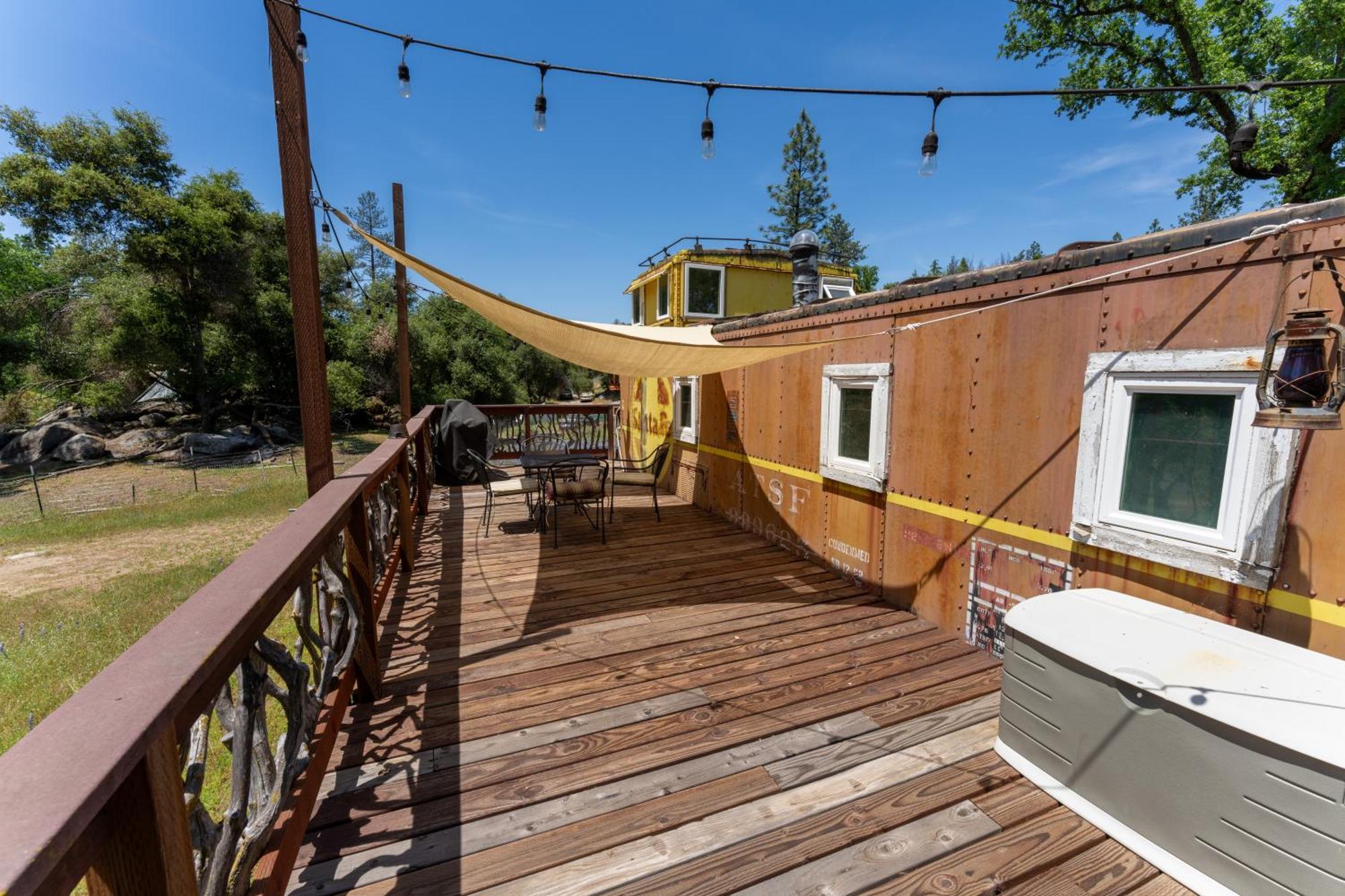 Little Red Caboose Villa Oakhurst Luaran gambar